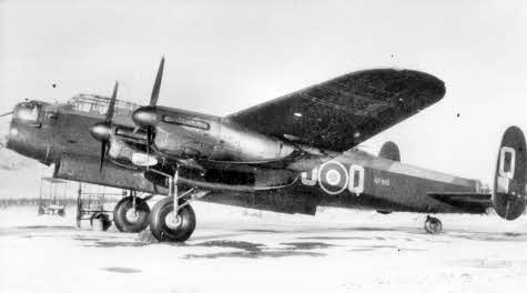 A History of RAF Waddington, 1916-1945